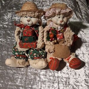 Festive Bunny Couple with Straw Hats